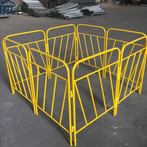 Four Pieces Manhole Guards